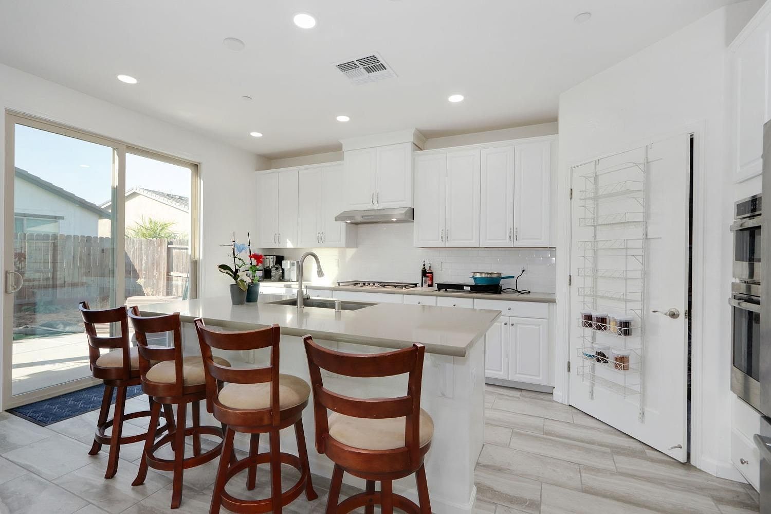 9236 Summer Holly Way Sacramento, CA 95829 - Thumbnail 5