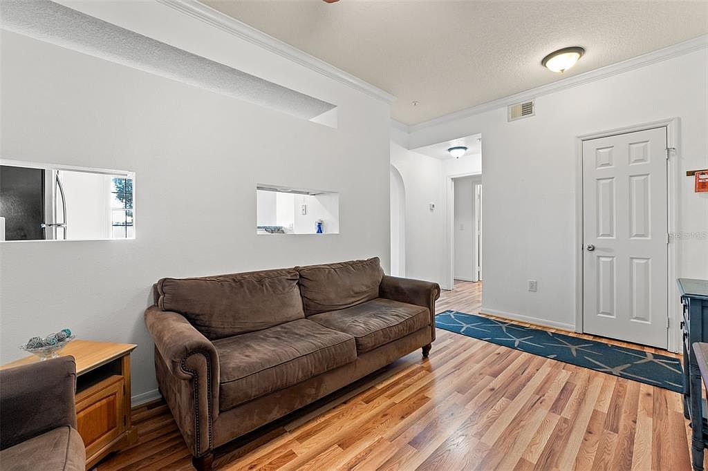 501 Knights Run Ave APT 2119 Tampa, FL 33602 - Thumbnail 5