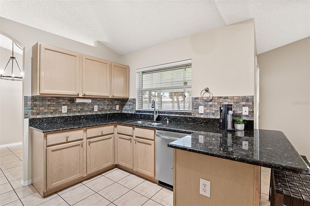 218 Evergreen St NE Palm Bay, FL 32907 - Thumbnail 5