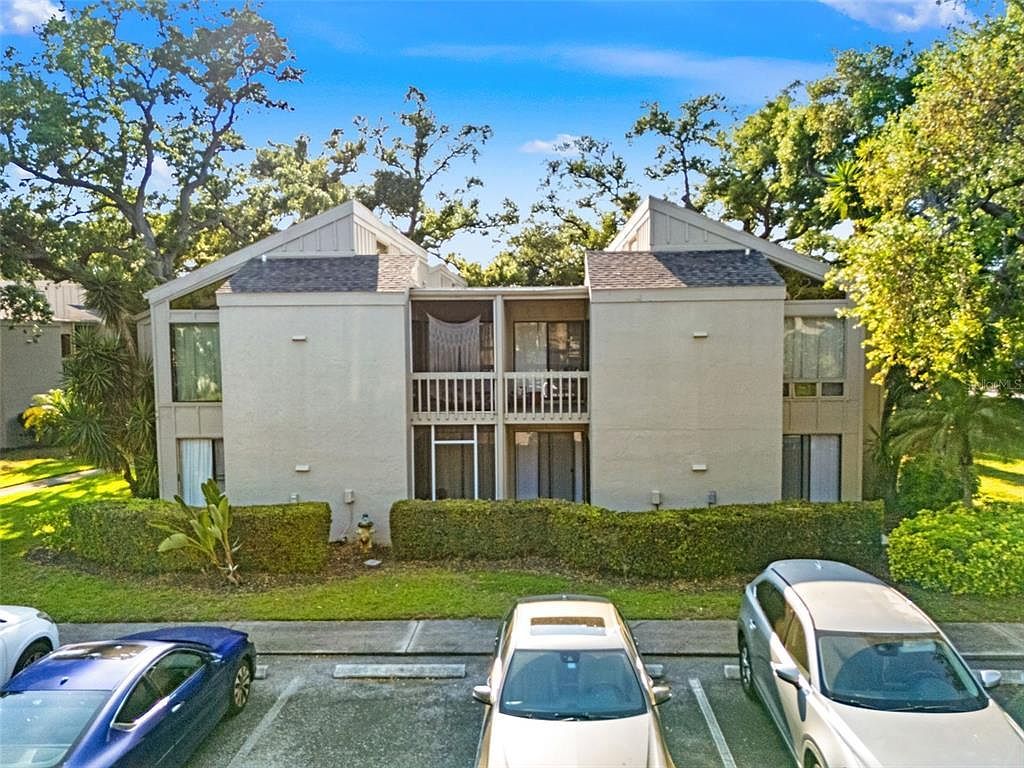 2200 Bahia Vista St APT B8 Sarasota, FL 34239 - Thumbnail 5