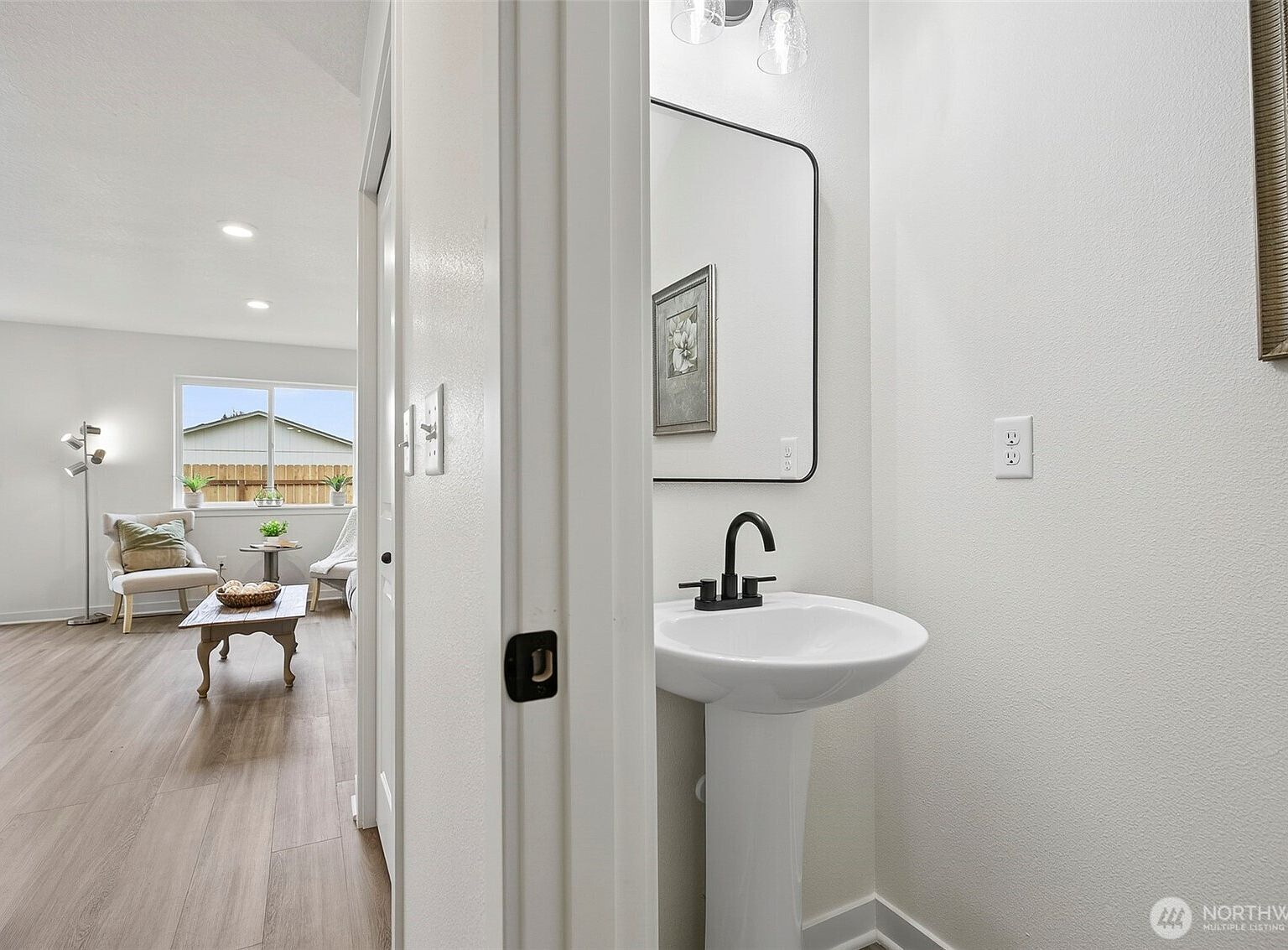 709 S 9th Ave Kelso, WA 98626 - Thumbnail 5