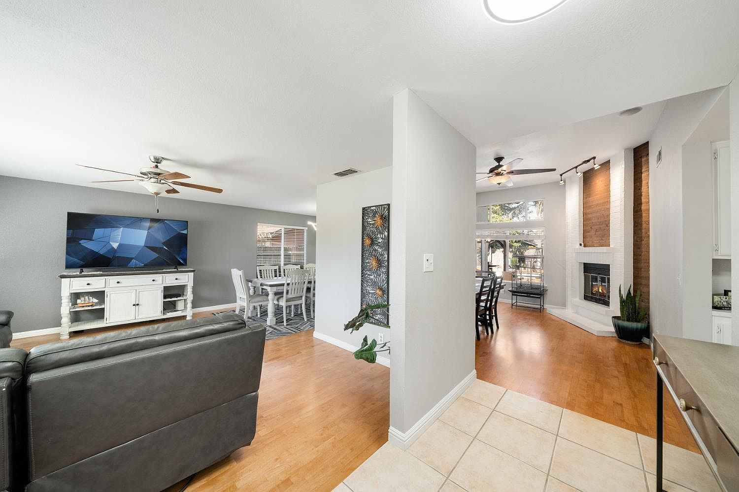 2958 Erin Dr Sacramento, CA 95833 - Thumbnail 5