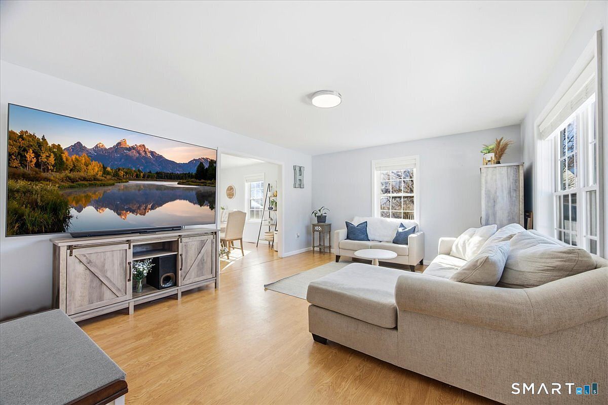 76 Alice Street Ext Norwich, CT 06360 - Thumbnail 5