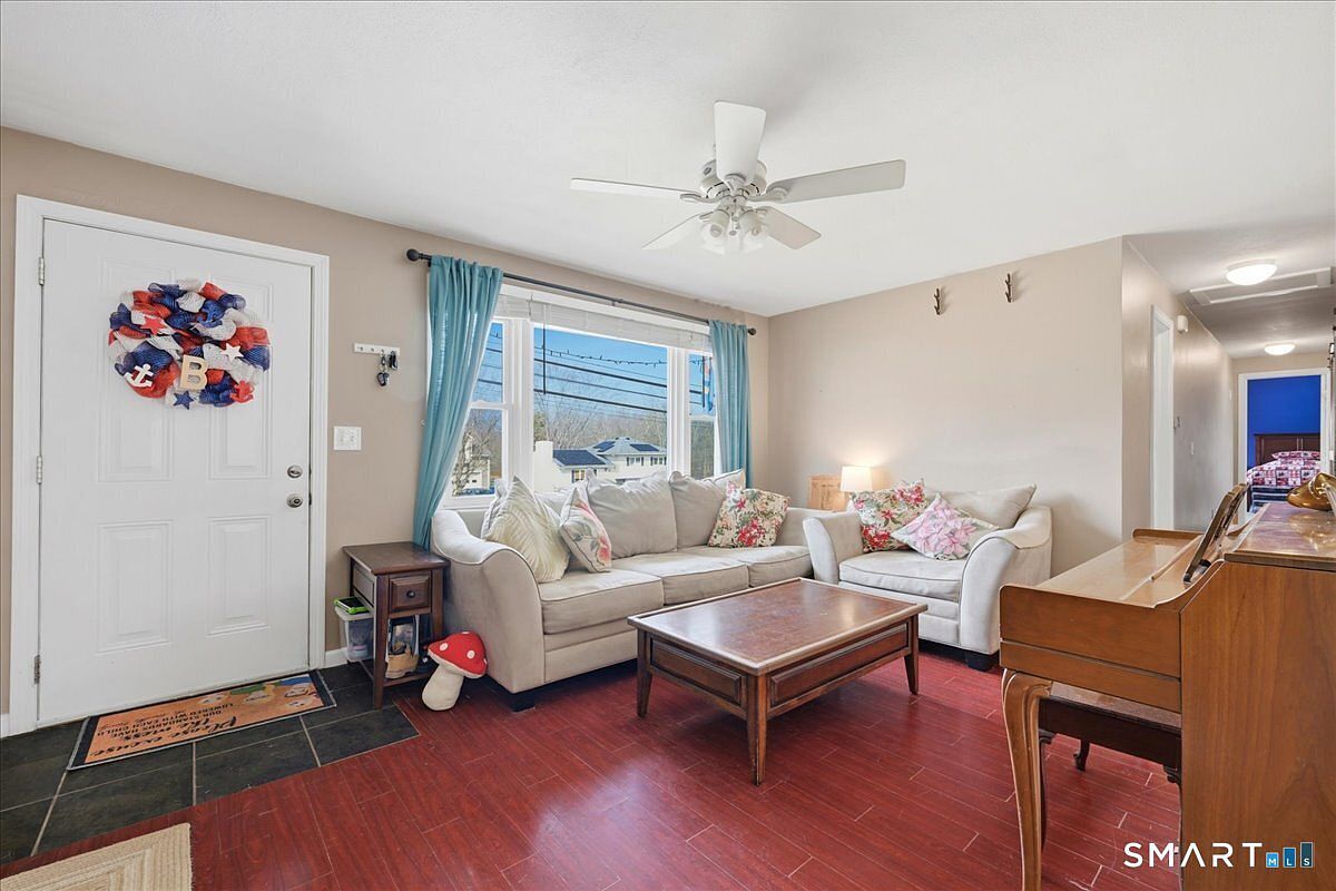 40 Kenyon Rd Waterford, CT 06385 - Thumbnail 5