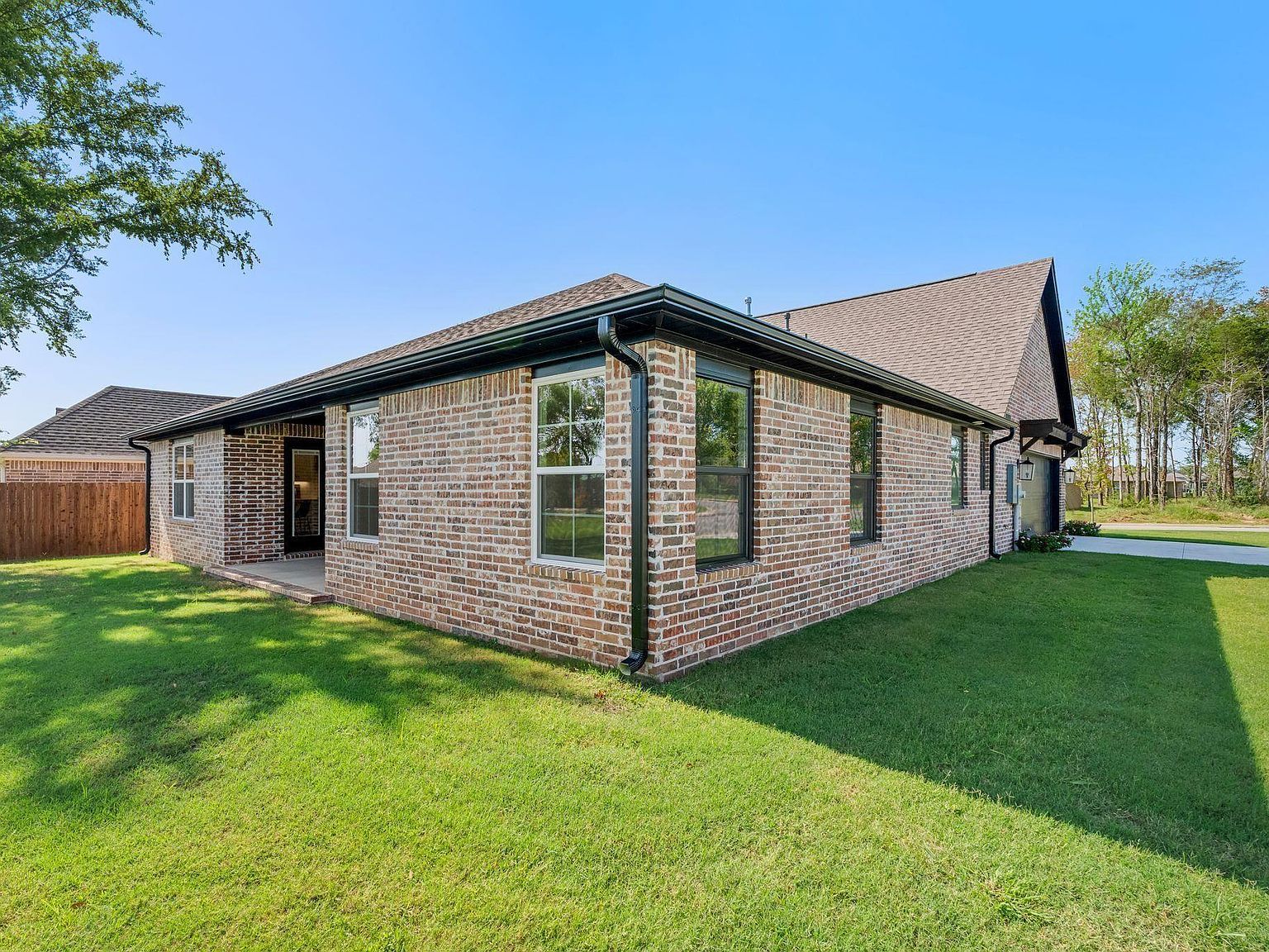 8301 McLaren Dr Fort Smith, AR 72916 - Thumbnail 5