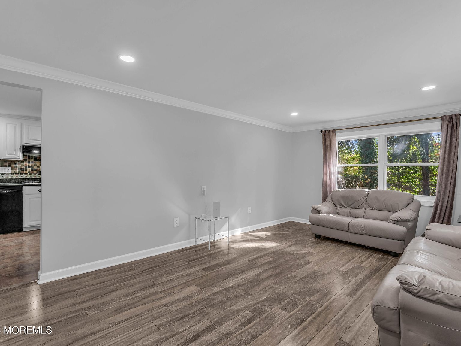 927 Indian Hill Rd Toms River, NJ 08753 - Thumbnail 5