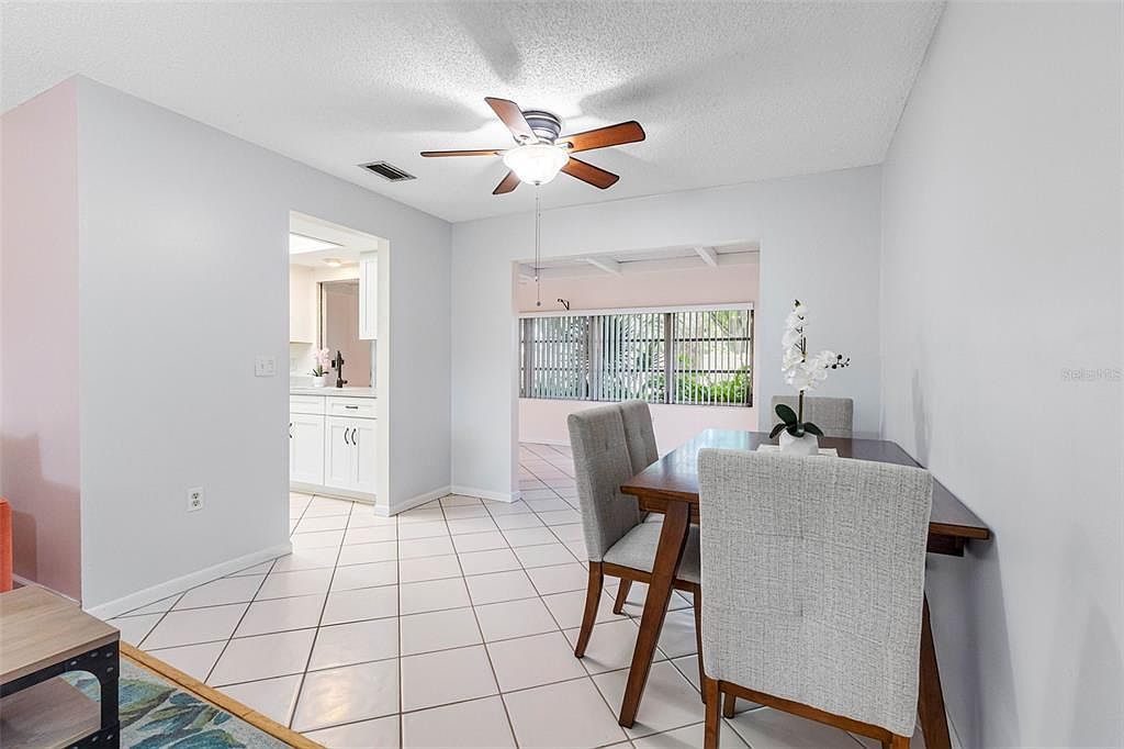 12200 Vonn Rd APT 6B Largo, FL 33774 - Thumbnail 5