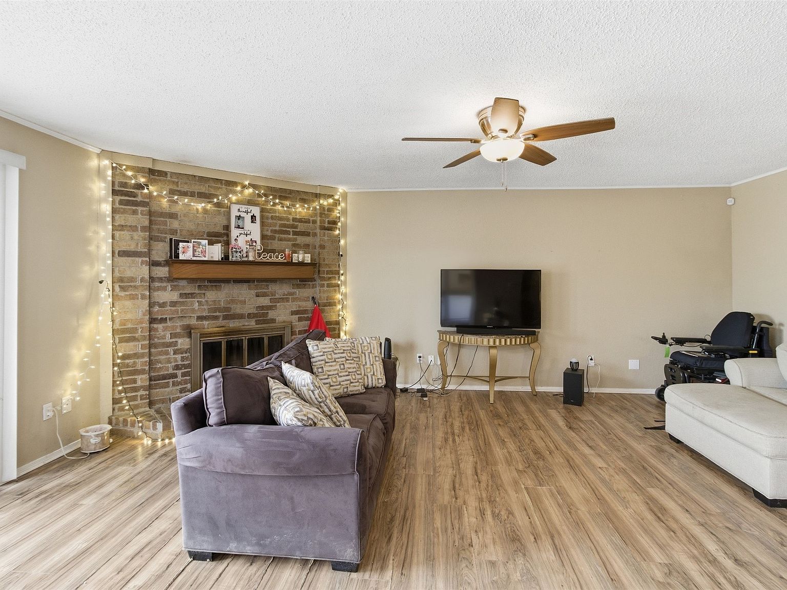 4217 Glen Pines Dr Arlington, TX 76016 - Thumbnail 5