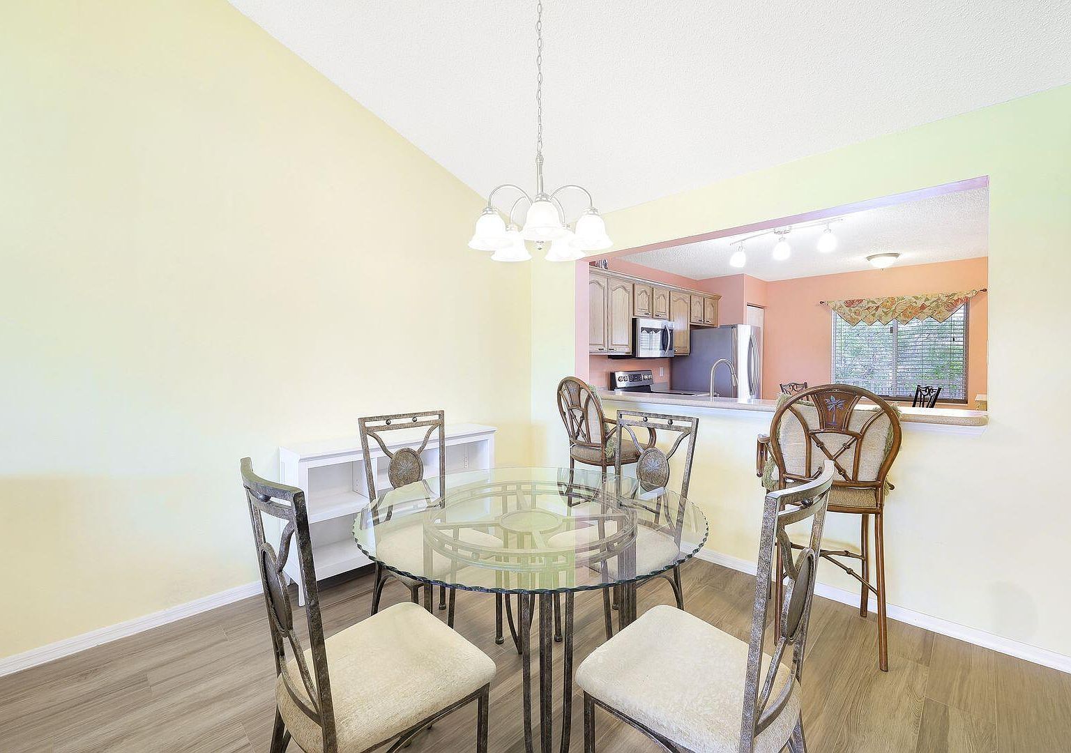 192 Furse Lakes Cir #H-11 Naples, FL 34104 - Thumbnail 5