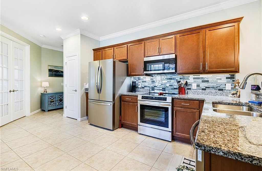 1511 Oceania Dr S Naples, FL 34113 - Thumbnail 5