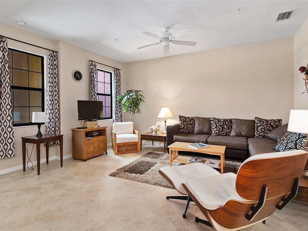 9071 Albion Ln N UNIT 5703 Naples, FL 34113 - Thumbnail 5