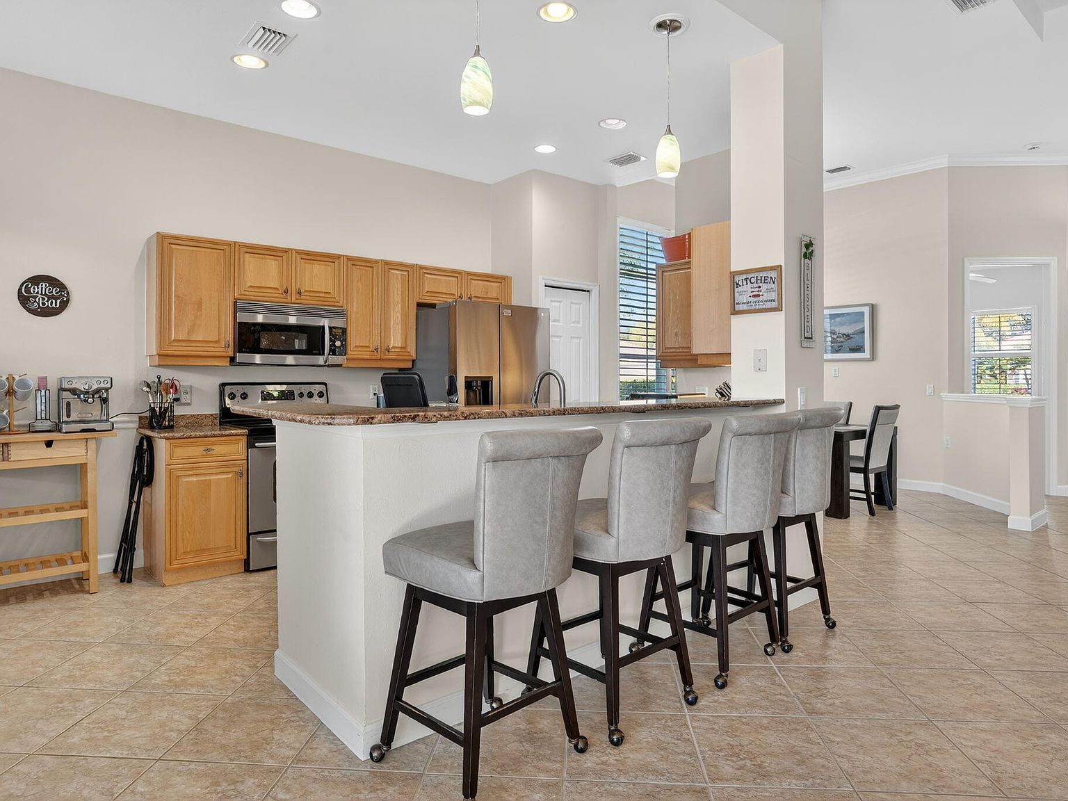 3350 Sandpiper Way Naples, FL 34109 - Thumbnail 5