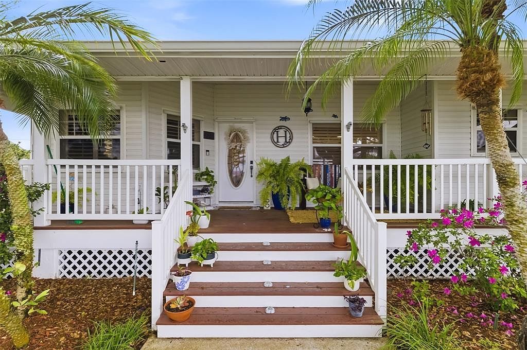 1517 43rd Avenue Dr W Palmetto, FL 34221 - Thumbnail 5