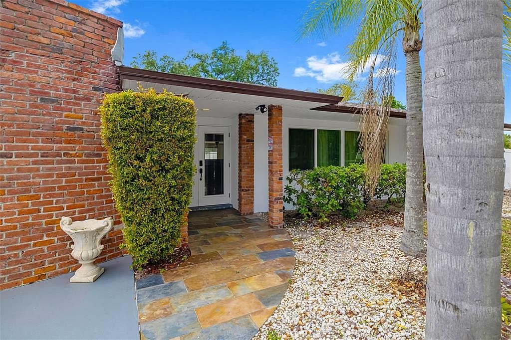 4158 Prudence Dr Sarasota, FL 34235 - Thumbnail 5