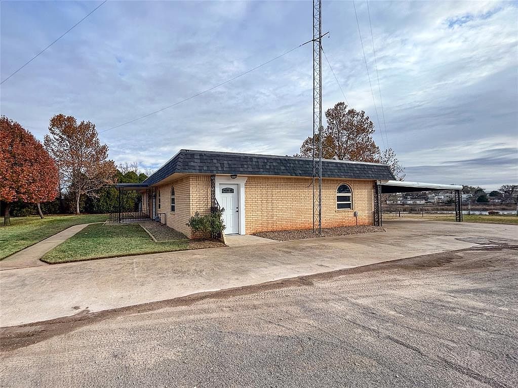 22526 E 1070th Rd Clinton, OK 73601 - Thumbnail 5