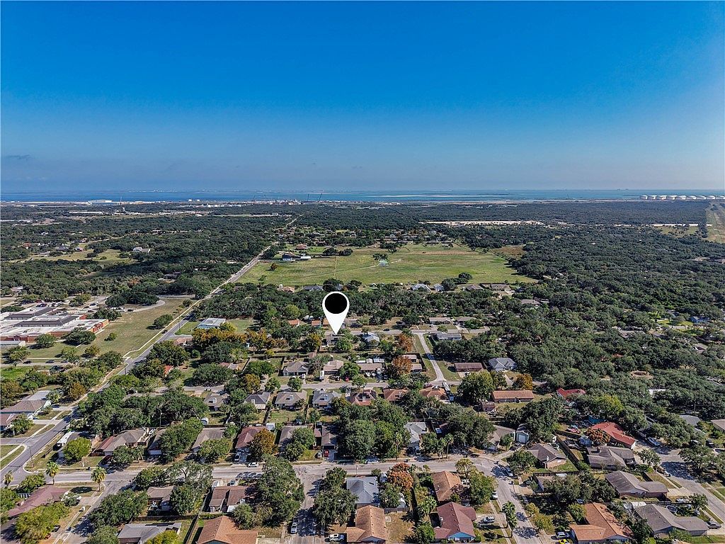 2625 Henrietta Pl Ingleside, TX 78362 - Thumbnail 5