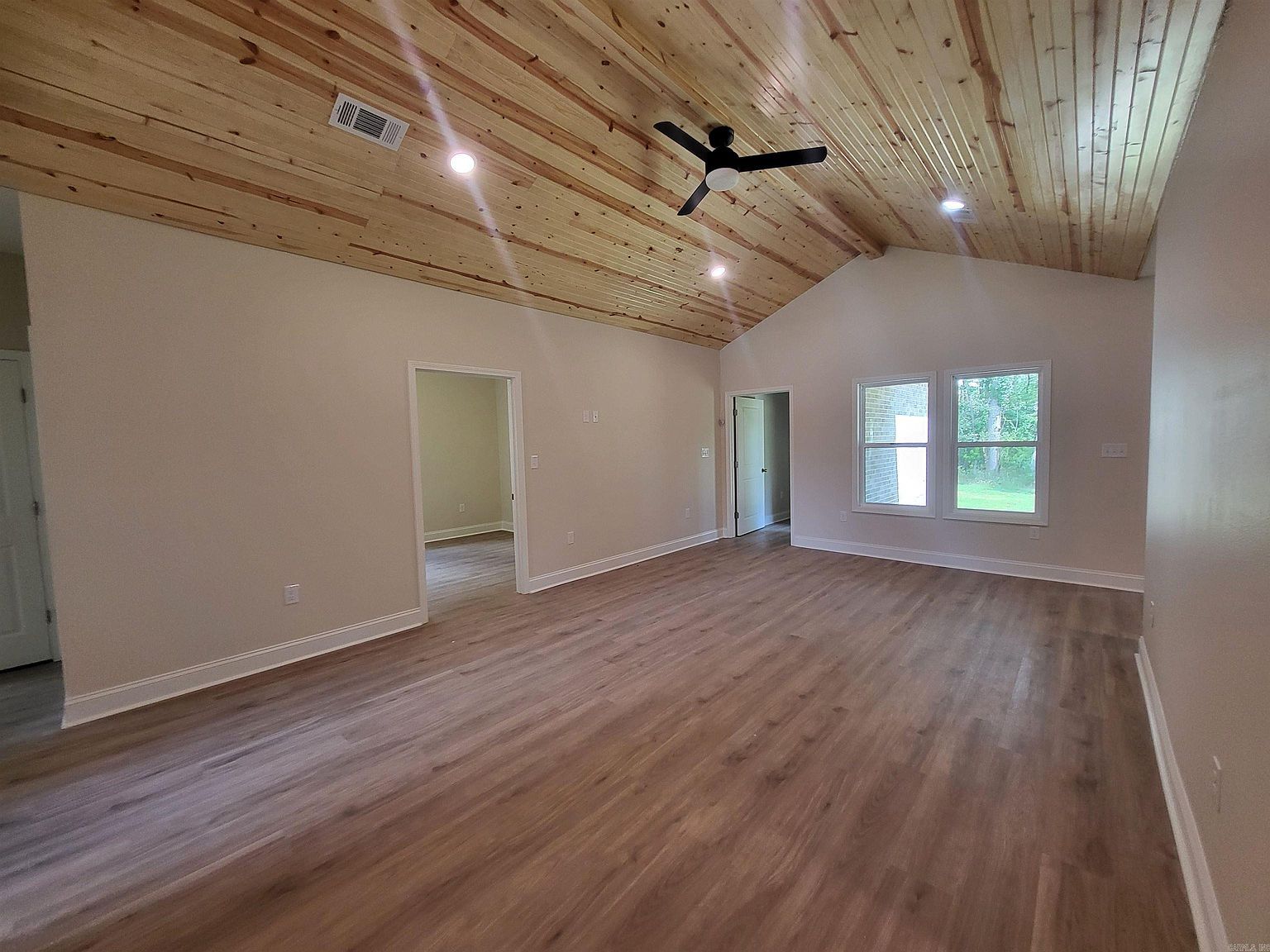 929 N Jeff Davis Ave Jacksonville, AR 72076 - Thumbnail 5