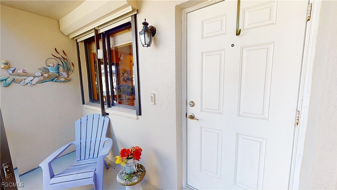 5842 Crabwood Ct Fort Myers, FL 33919 - Thumbnail 5