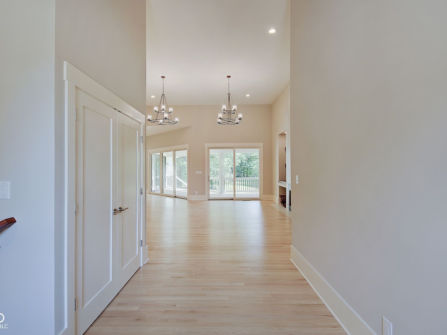 3621 Olive Branch Rd Greenwood, IN 46143 - Thumbnail 5