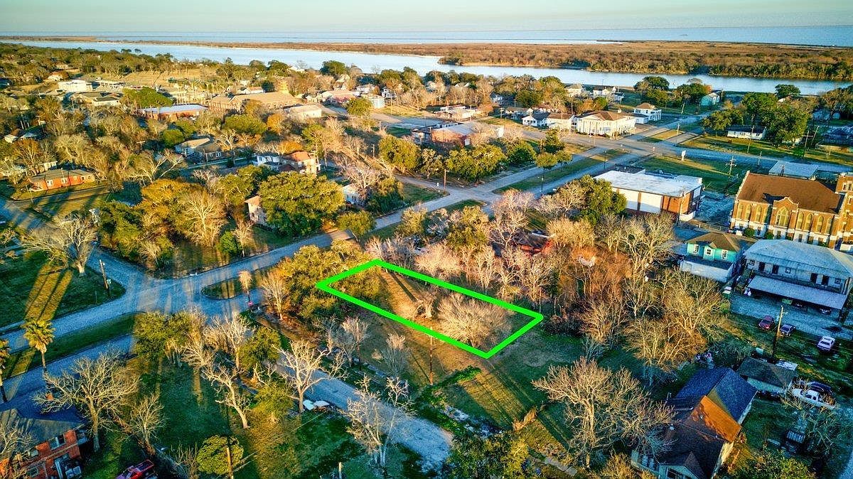 527 Dequeen Blvd Port Arthur, TX 77640 - Thumbnail 5