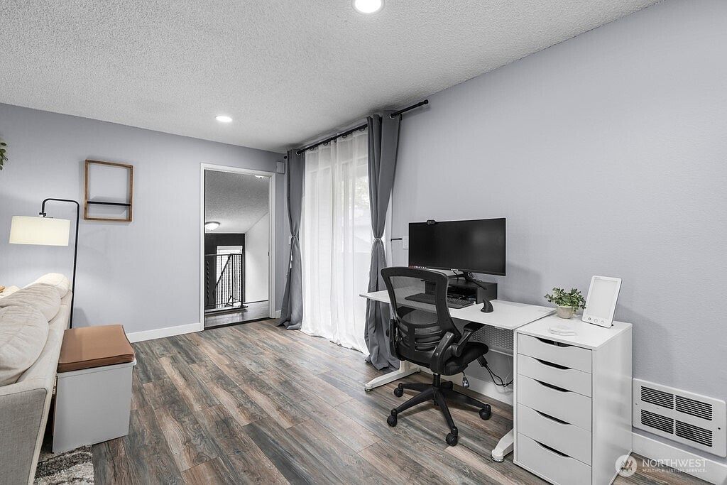 1826 S 330th St APT D Federal Way, WA 98003 - Thumbnail 5