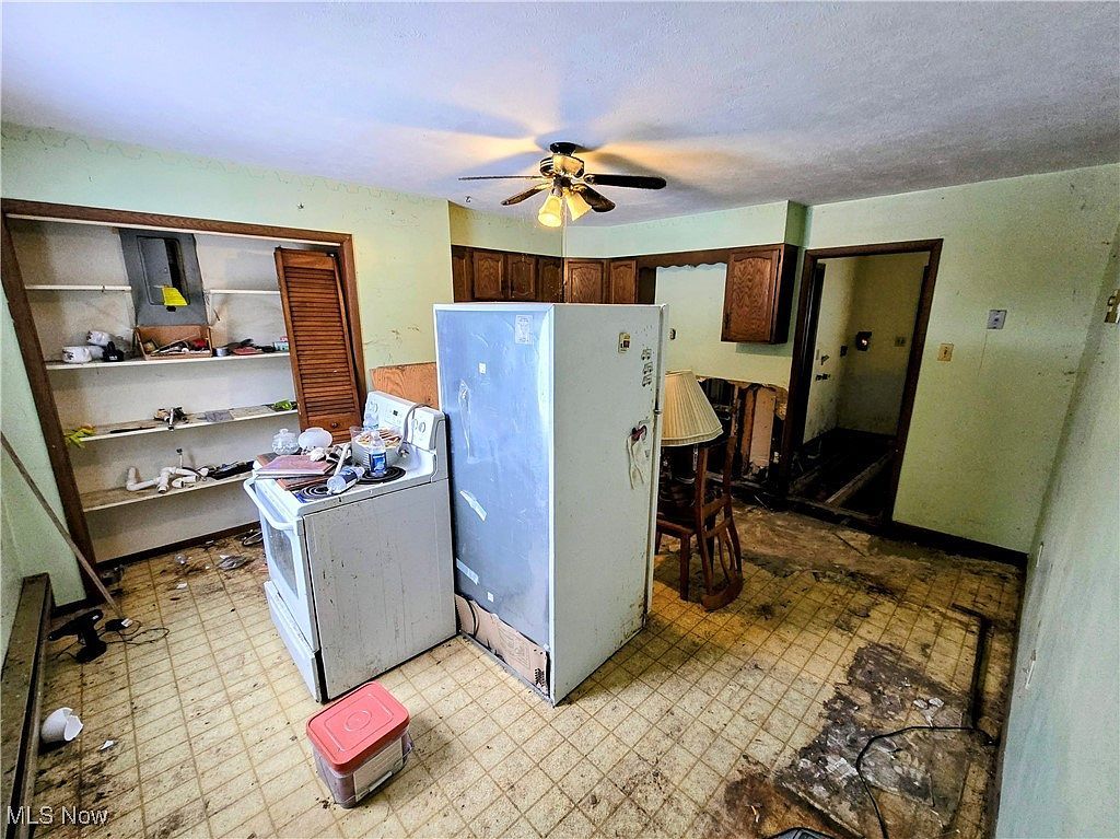 52125 Center St Saint Clairsville, OH 43950 - Thumbnail 5