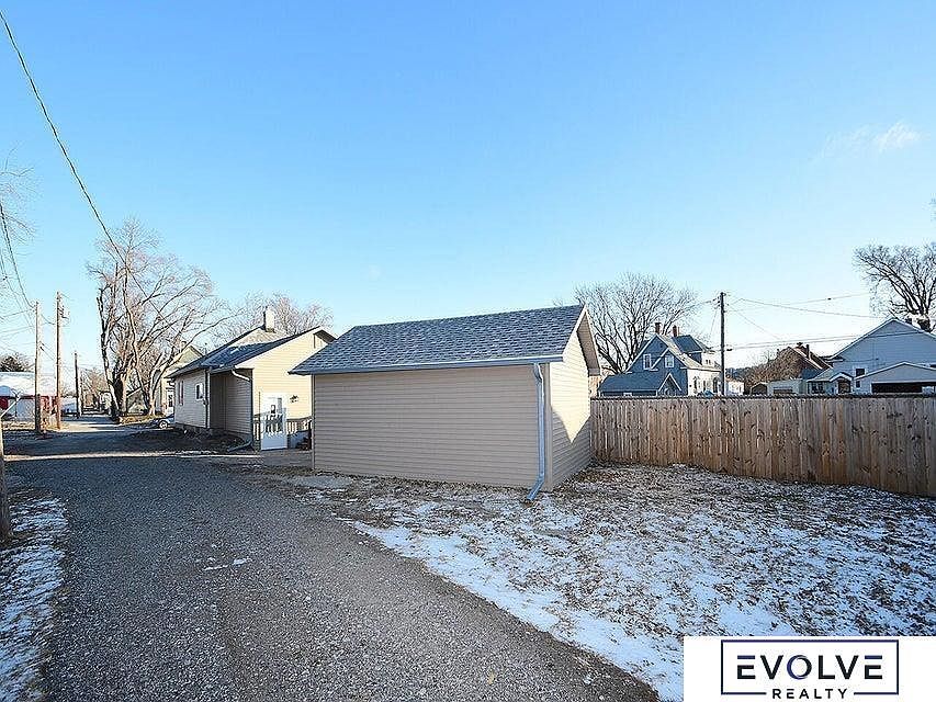 813 19th Ave Council Bluffs, IA 51501 - Thumbnail 5