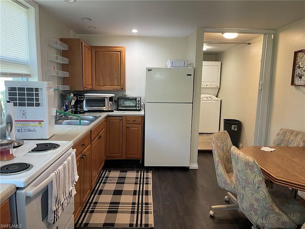 1048 Arvin Ln Moore Haven, FL 33471 - Thumbnail 5