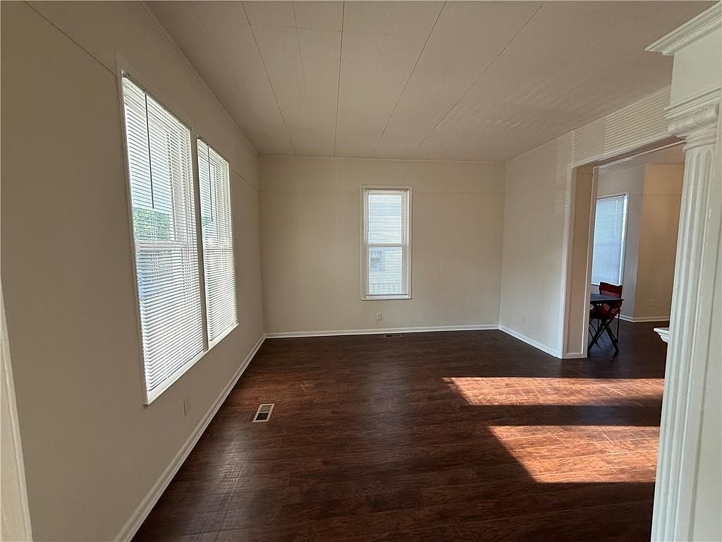 219 N 12th St Atchison, KS 66002 - Thumbnail 5