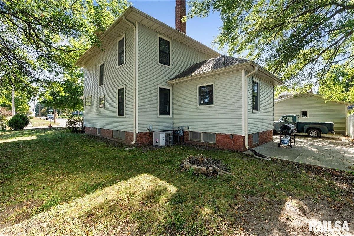 101 S Stewart St Geneseo, IL 61254 - Thumbnail 5