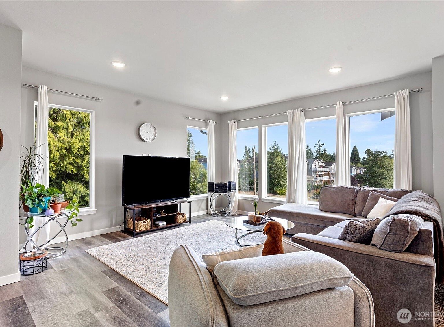 1575 Kingsley Ave Blaine, WA 98230 - Thumbnail 5