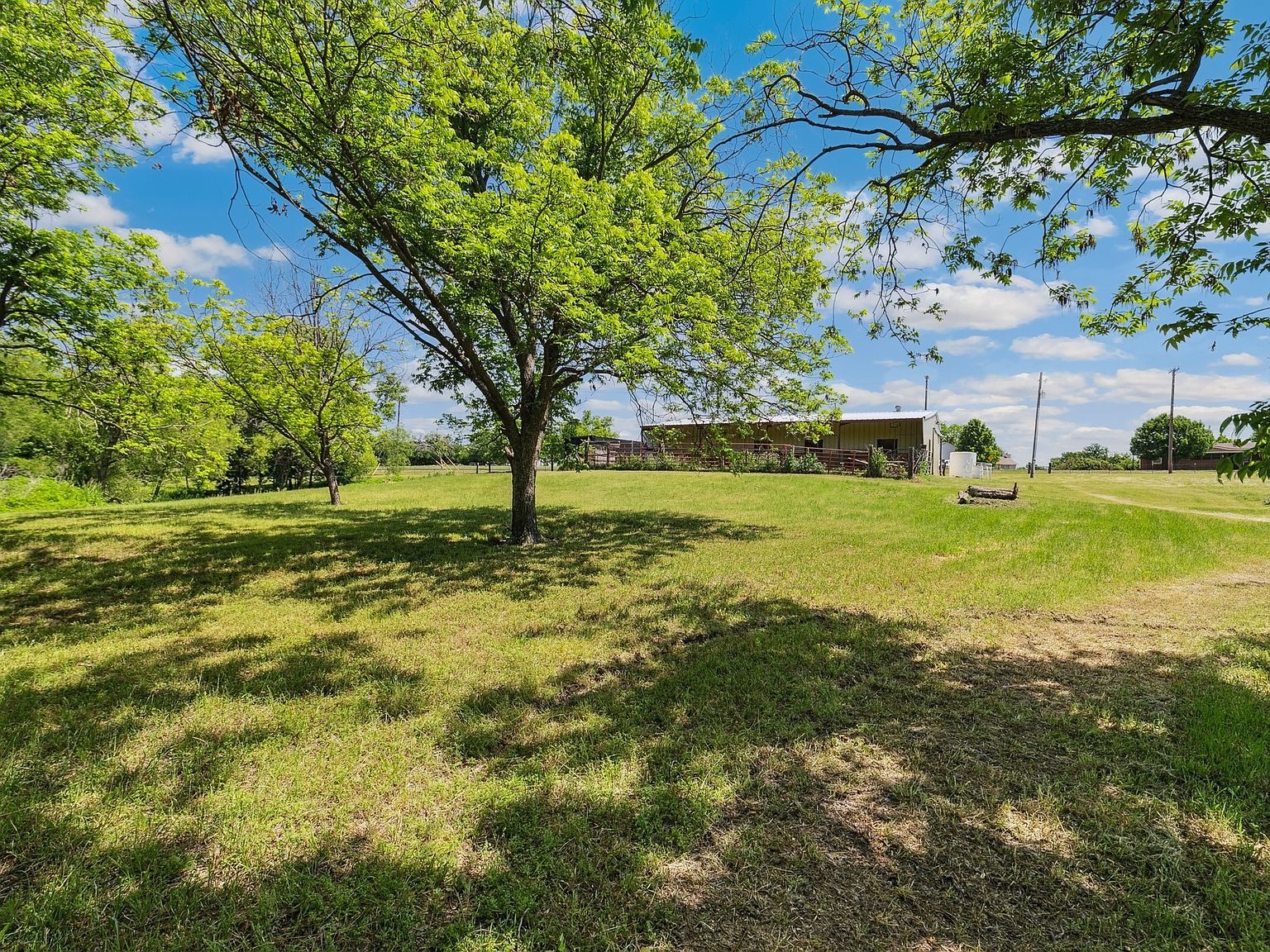 891 Shahan Prairie Rd Little Elm, TX 75068 - Thumbnail 5