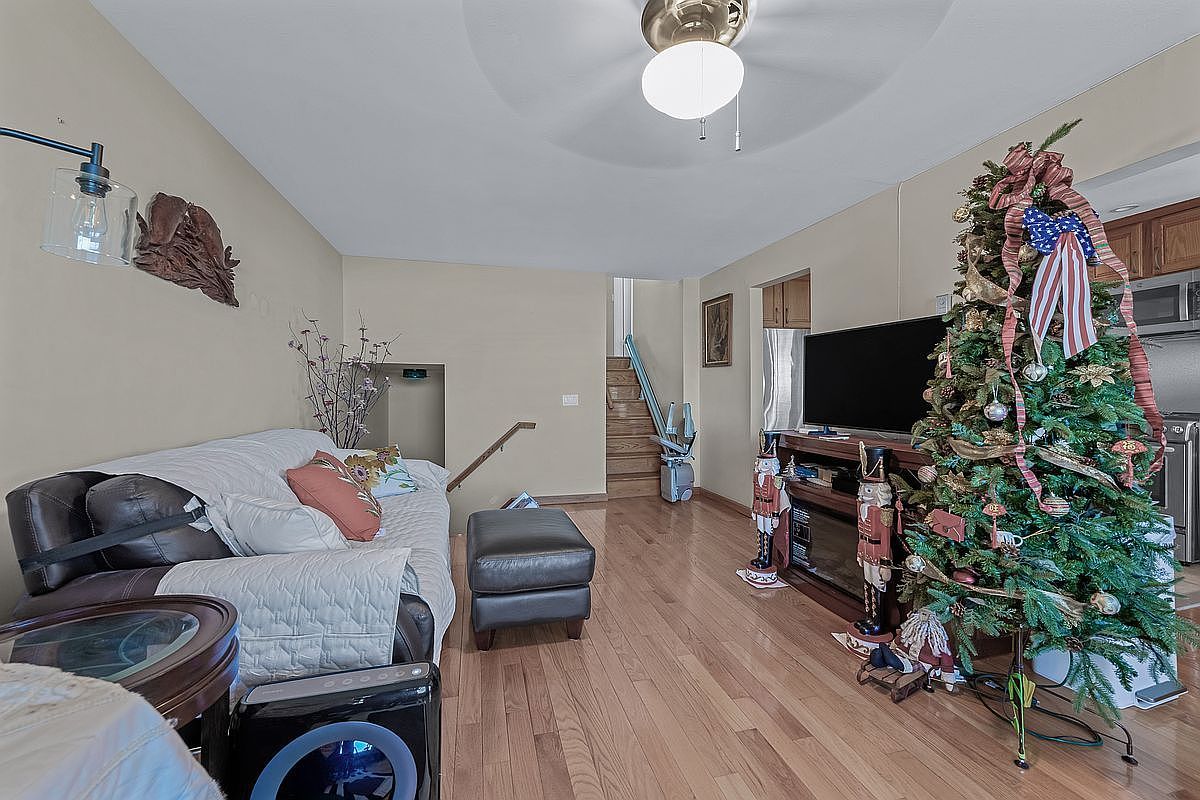 15405 Riverside Dr #12B Flushing, NY 11357 - Thumbnail 5