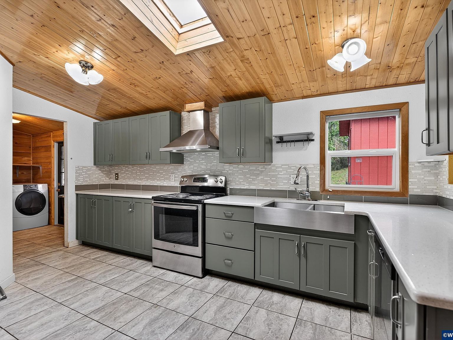 20284 El Romar Dr NE Scotts Mills, OR 97375 - Thumbnail 5