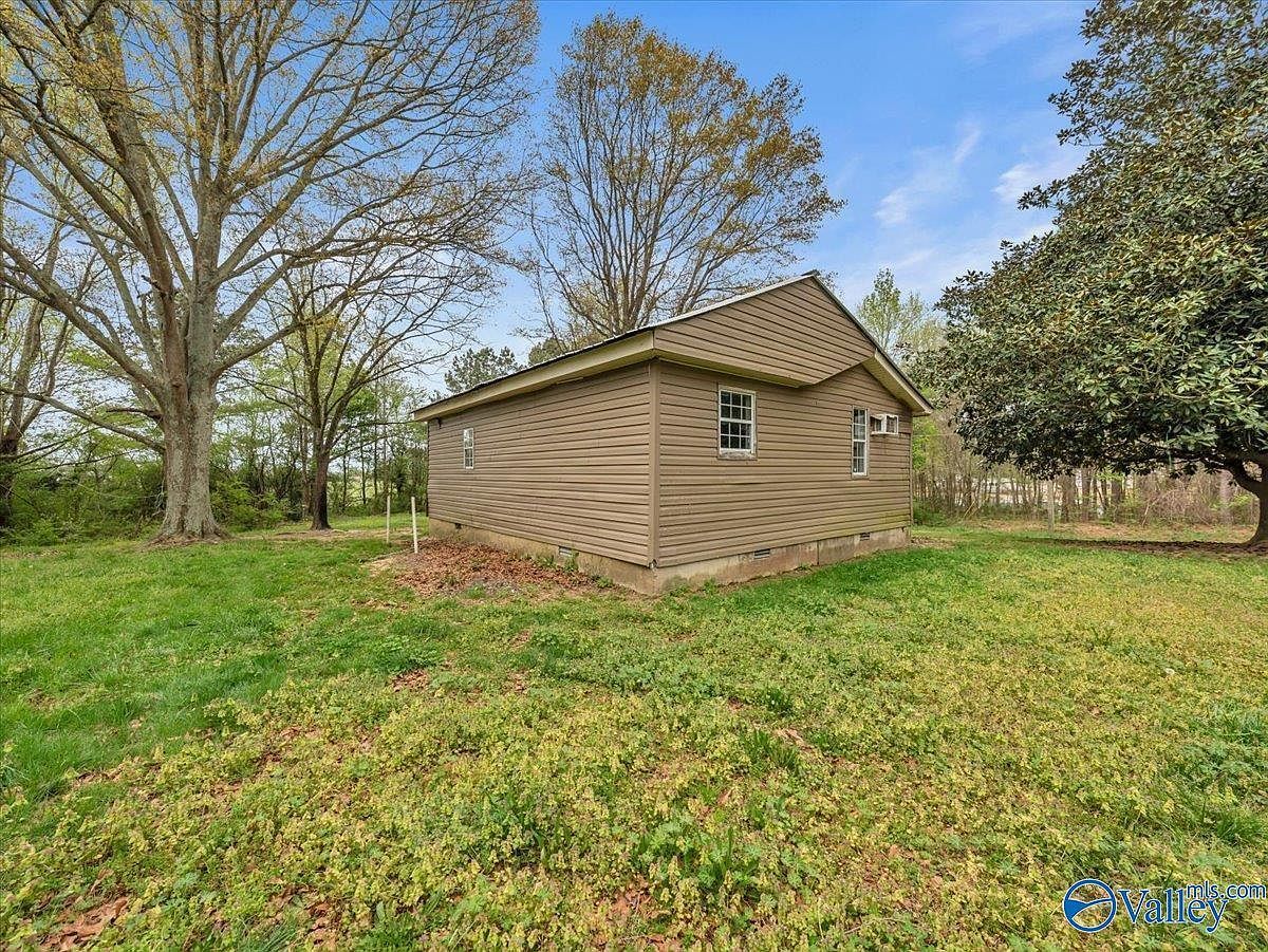 348 Vivian Jarrett Cir Arab, AL 35016 - Thumbnail 5