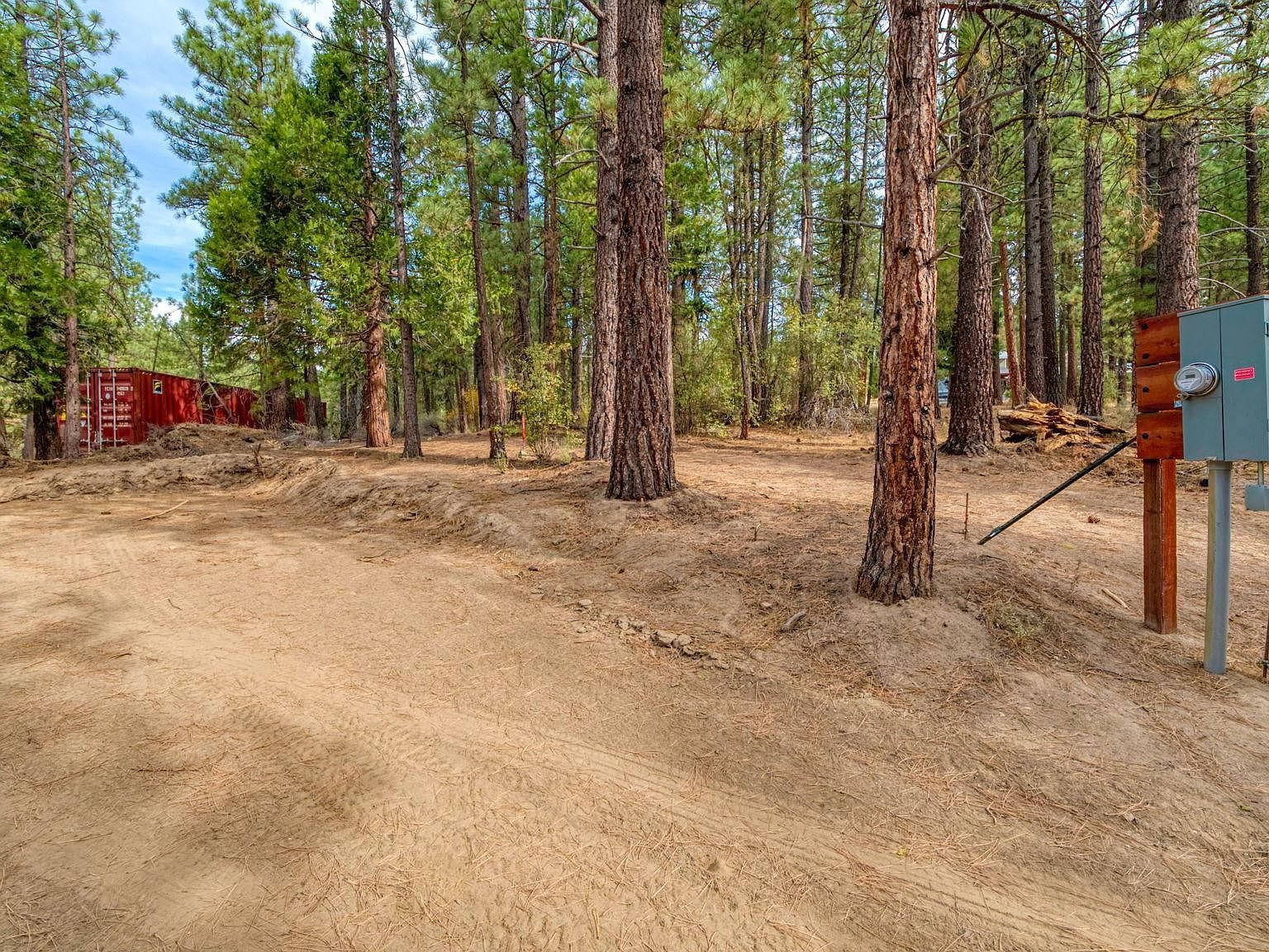 1470 Cherry Cir Portola, CA 96122 - Thumbnail 5