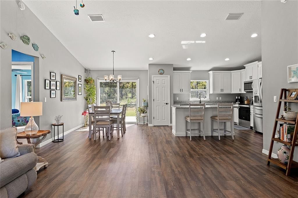 2545 SW Soundview Dr Dunnellon, FL 34431 - Thumbnail 5