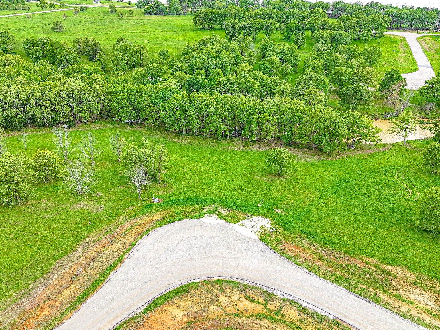 32 & 33 Lake Ridge Dr #24 Streetman, TX 75859 - Thumbnail 5