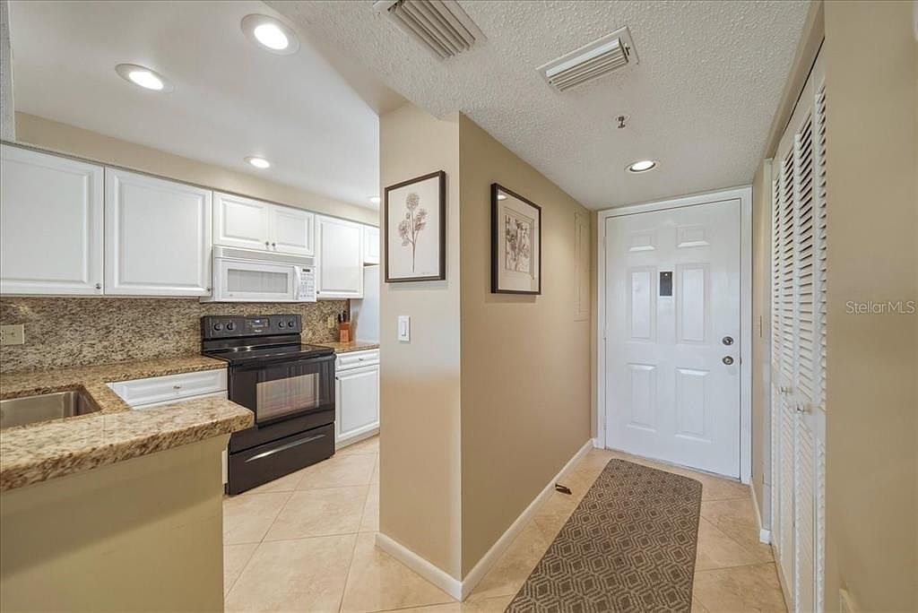 835 Wexford Blvd #301 Venice, FL 34293 - Thumbnail 5