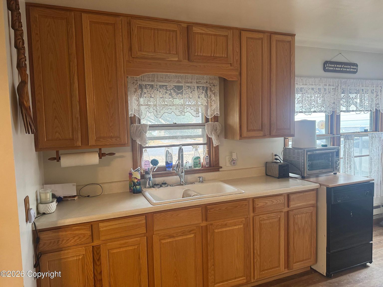 1226 Colorado Ave Upton, WY 82730 - Thumbnail 5