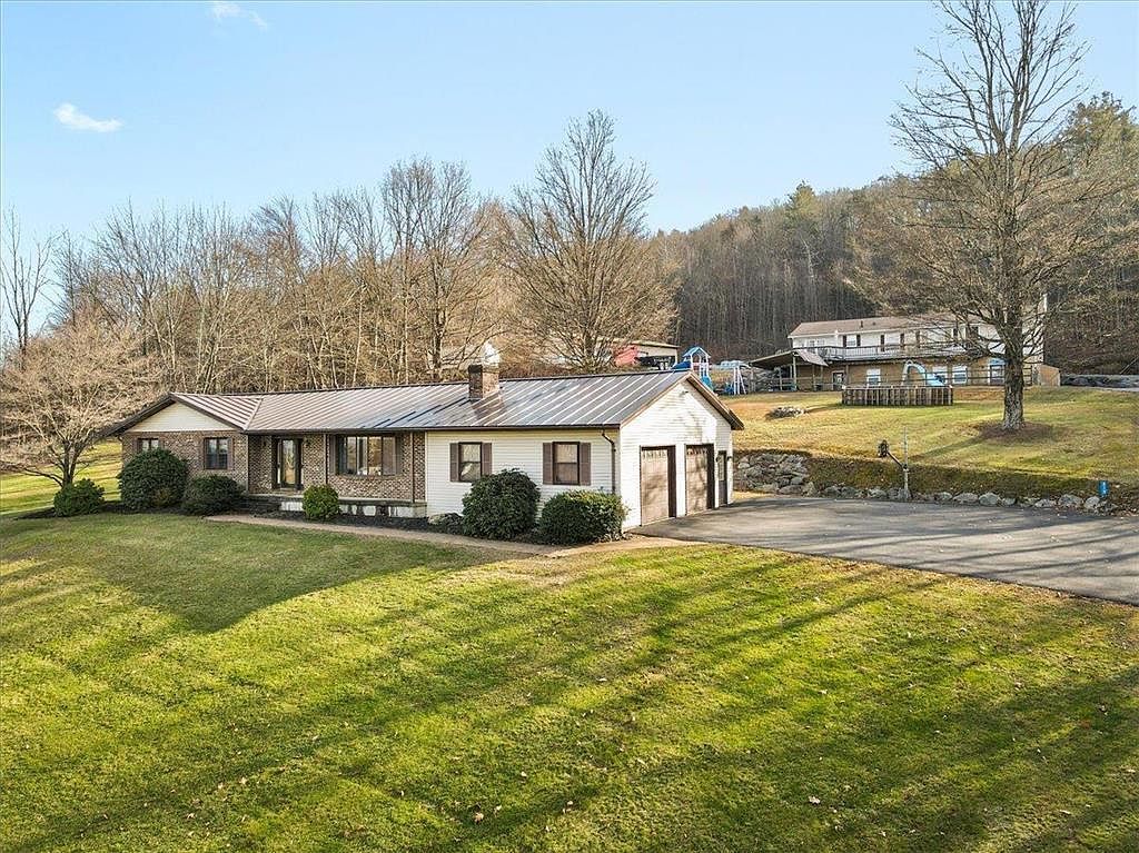 219 Stone Row Dr Sciota, PA 18354 - Thumbnail 5