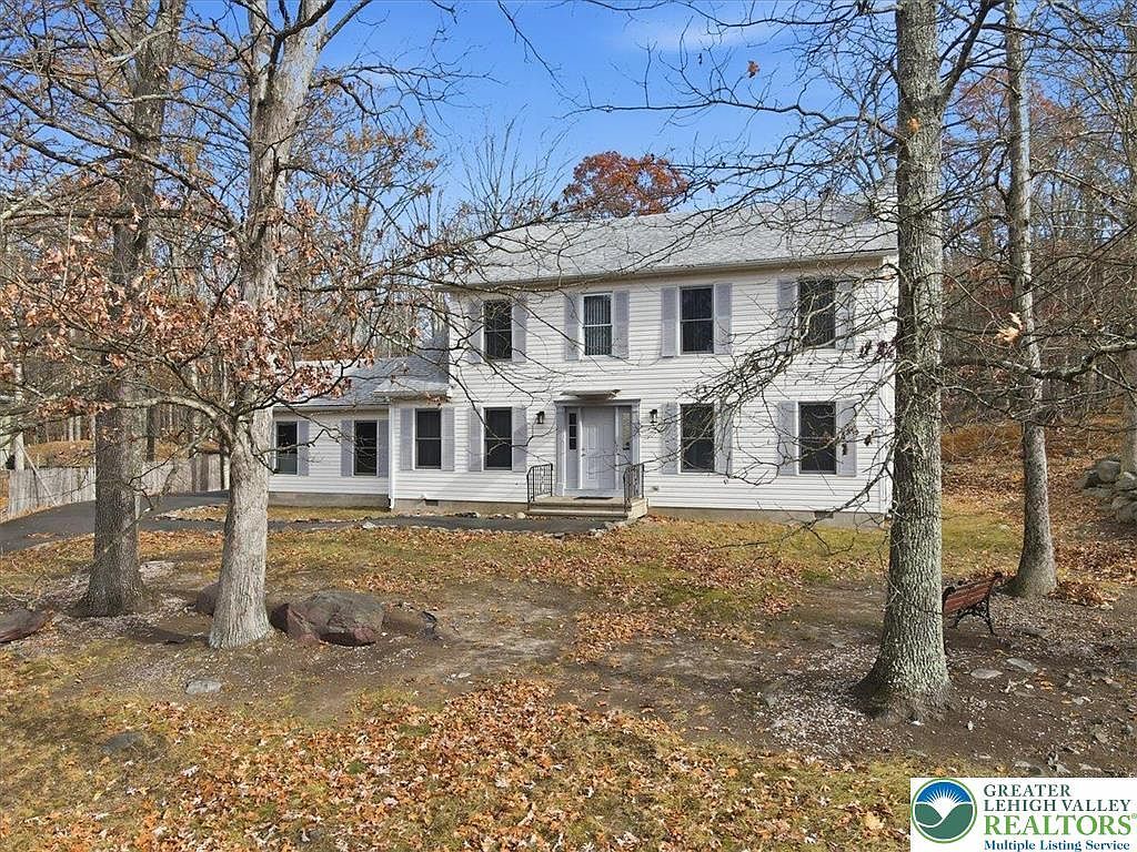 2312 Cramer Ct Bushkill, PA 18324 - Thumbnail 5