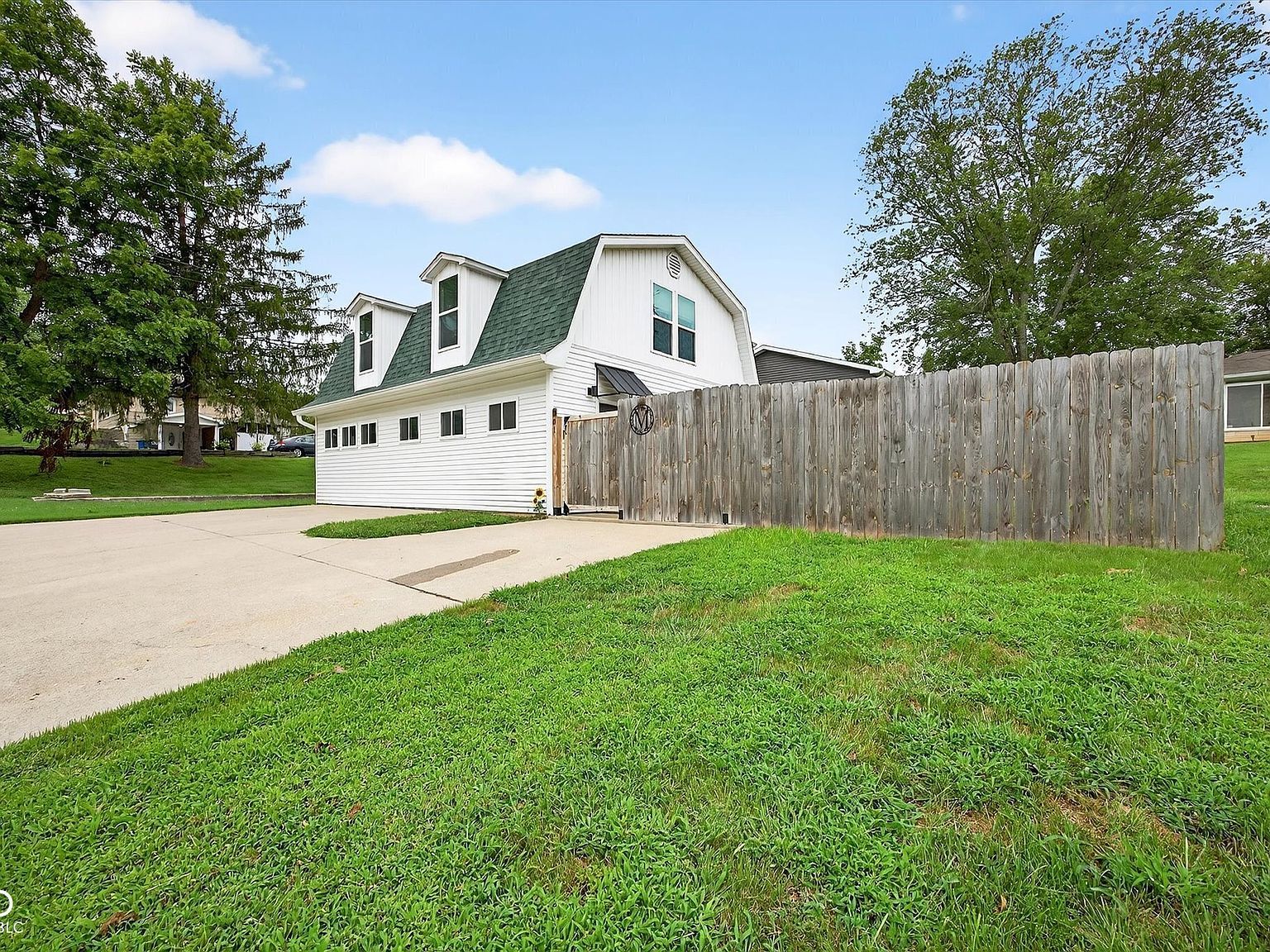 901 25th St Bedford, IN 47421 - Thumbnail 5