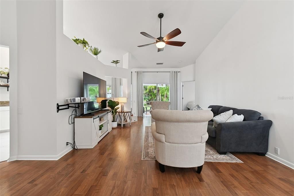 4327 Murfield Dr E Bradenton, FL 34203 - Thumbnail 5