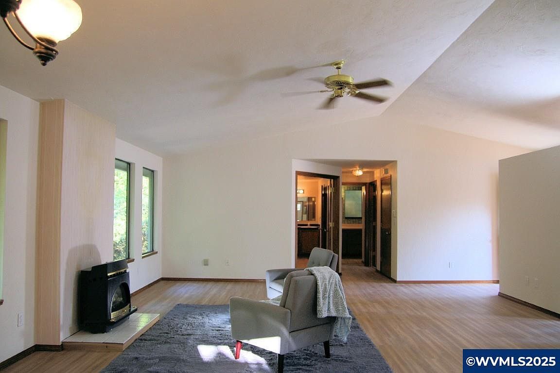 1221 36th Ave SW Albany, OR 97321 - Thumbnail 5