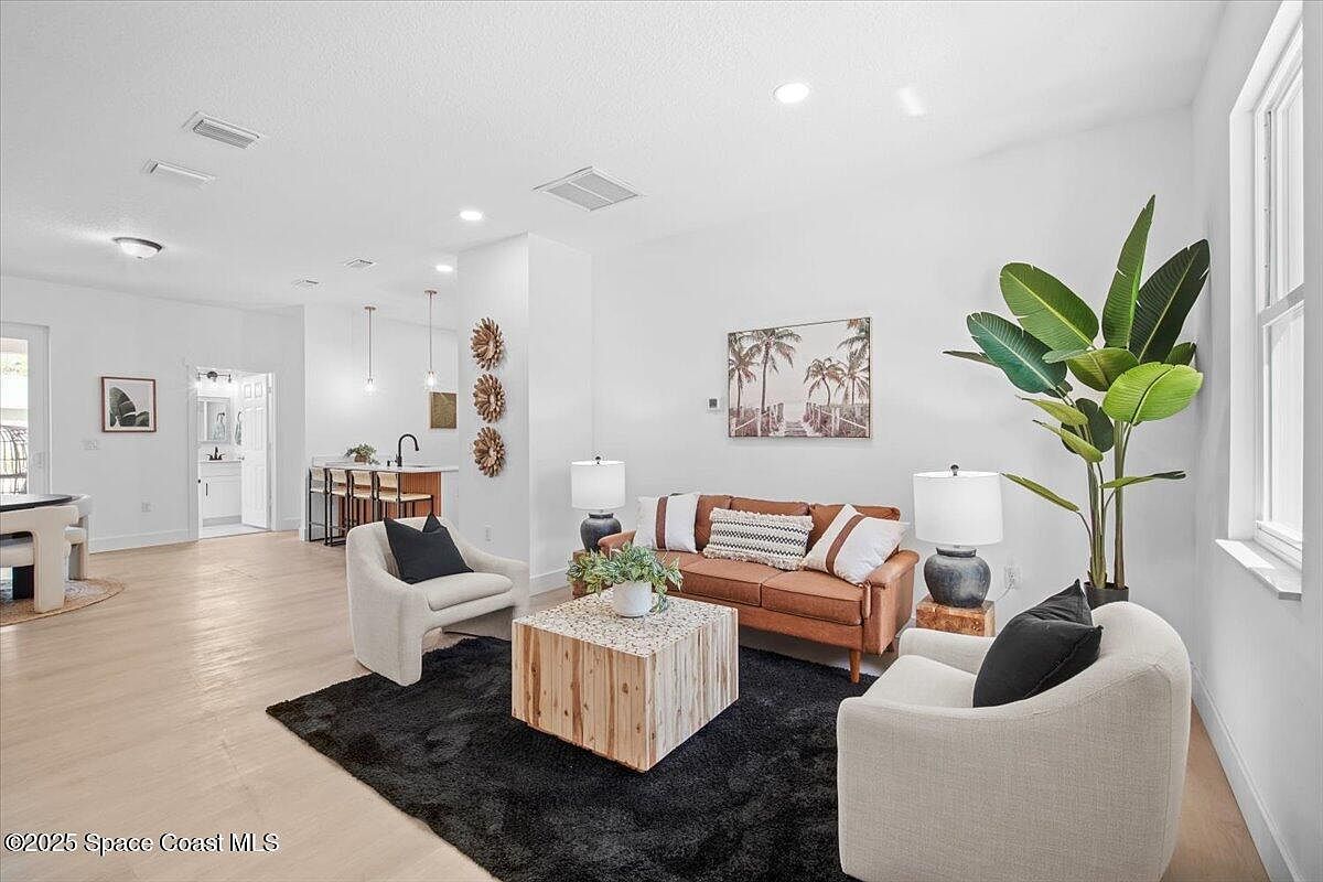 1751 Nandina Ct NW Palm Bay, FL 32907 - Thumbnail 5