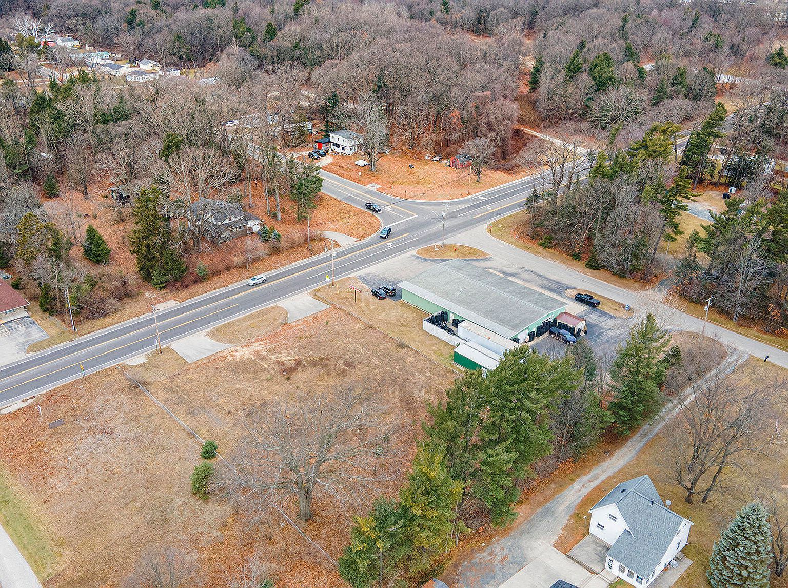 368 N Jebavy Dr, Ludington, MI, 49431 - Thumbnail 5