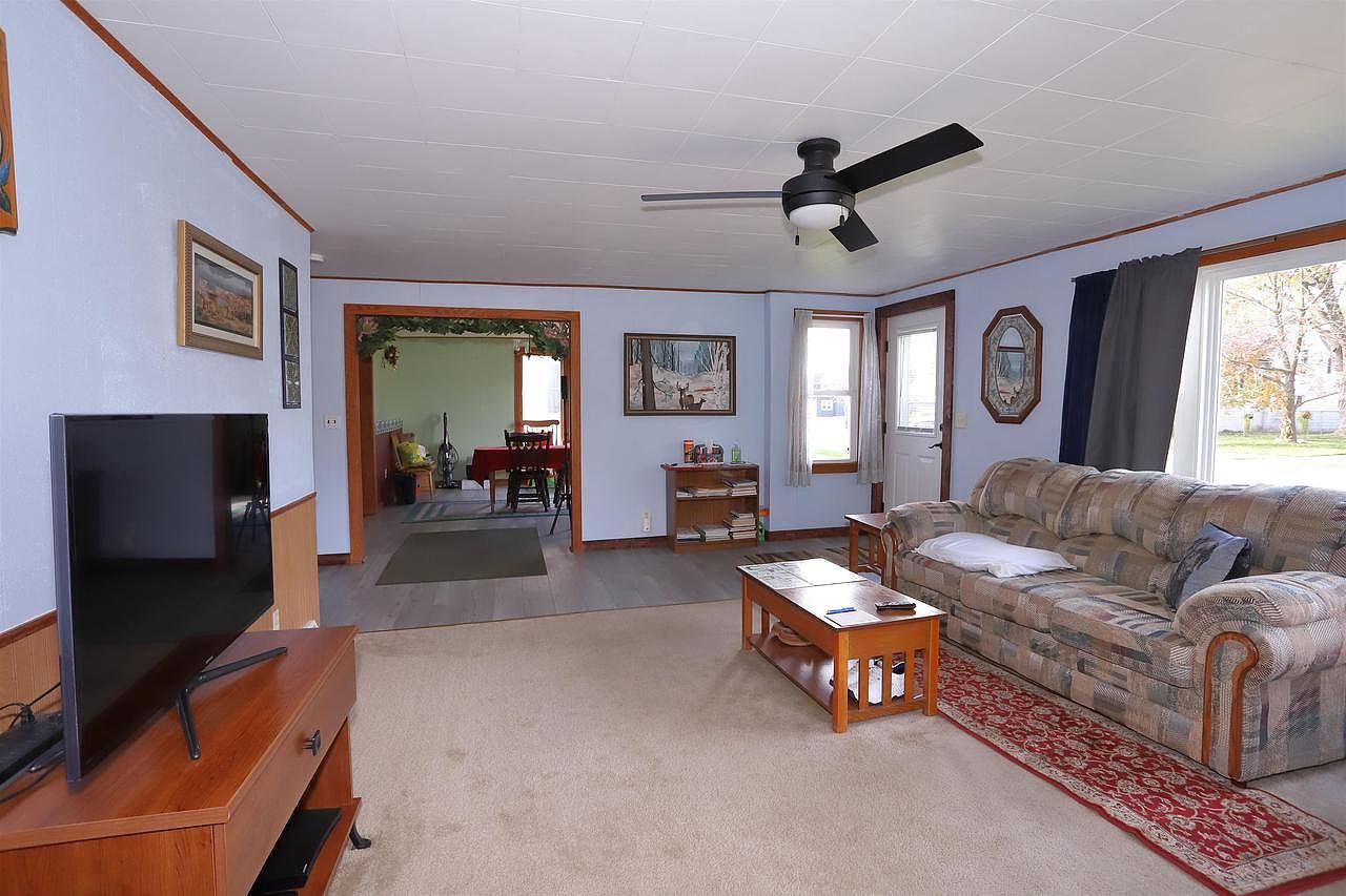 516 S Adams St New Lisbon, WI 53950 - Thumbnail 5