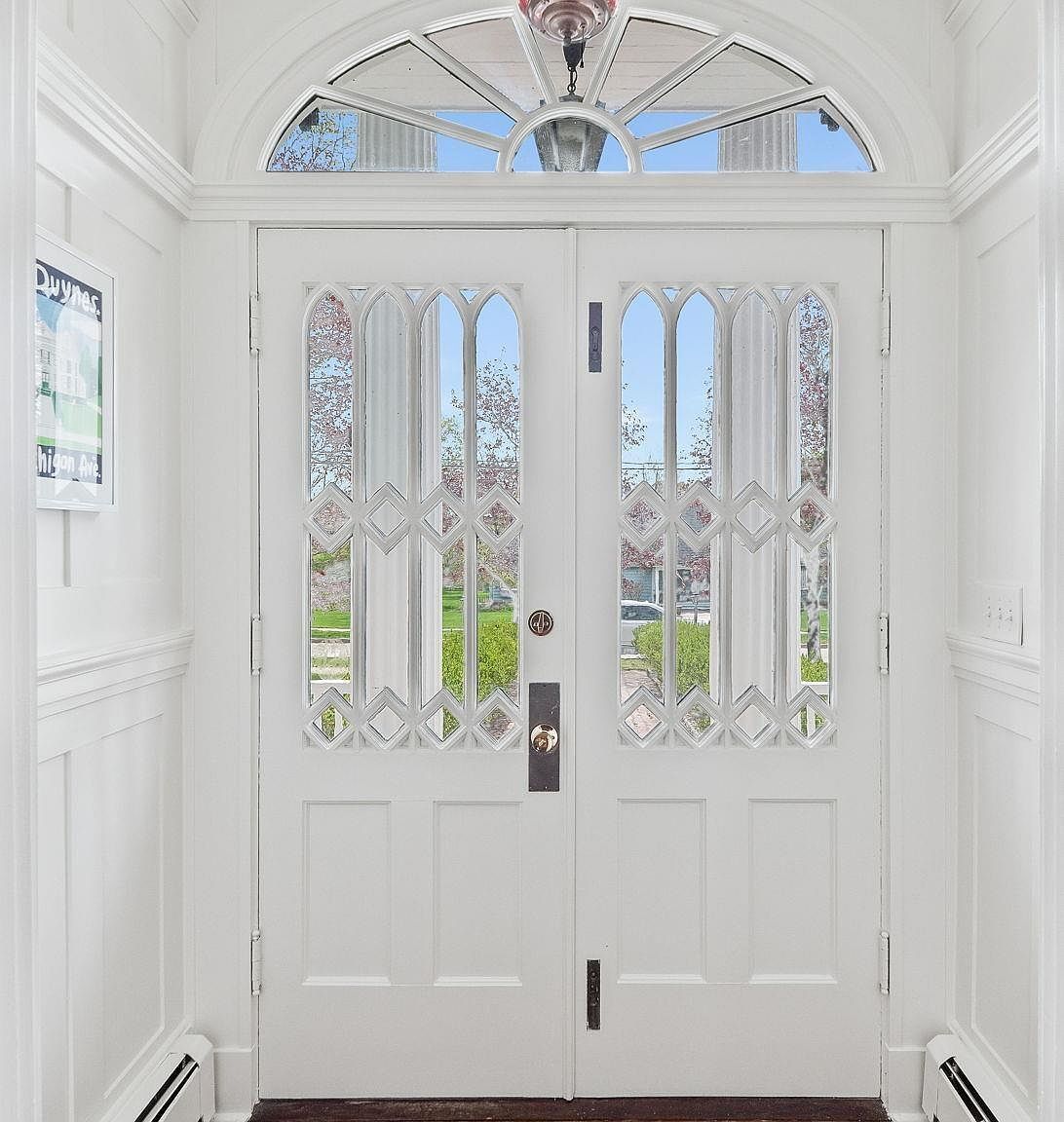 431 Michigan Ave Charlevoix, MI 49720 - Thumbnail 5