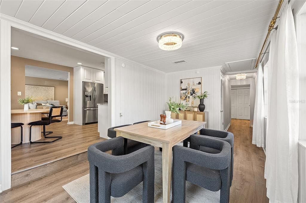 815 W Lowry Ln Tampa, FL 33604 - Thumbnail 5